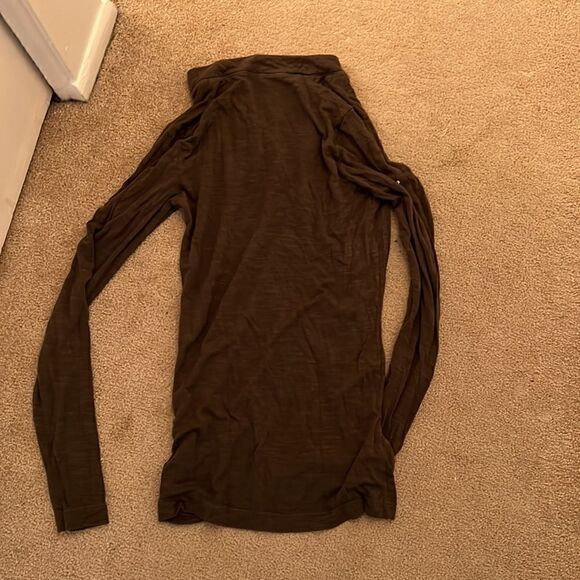 Splendid Olive Green XS Long Sleeve New - Picture 2 of 4